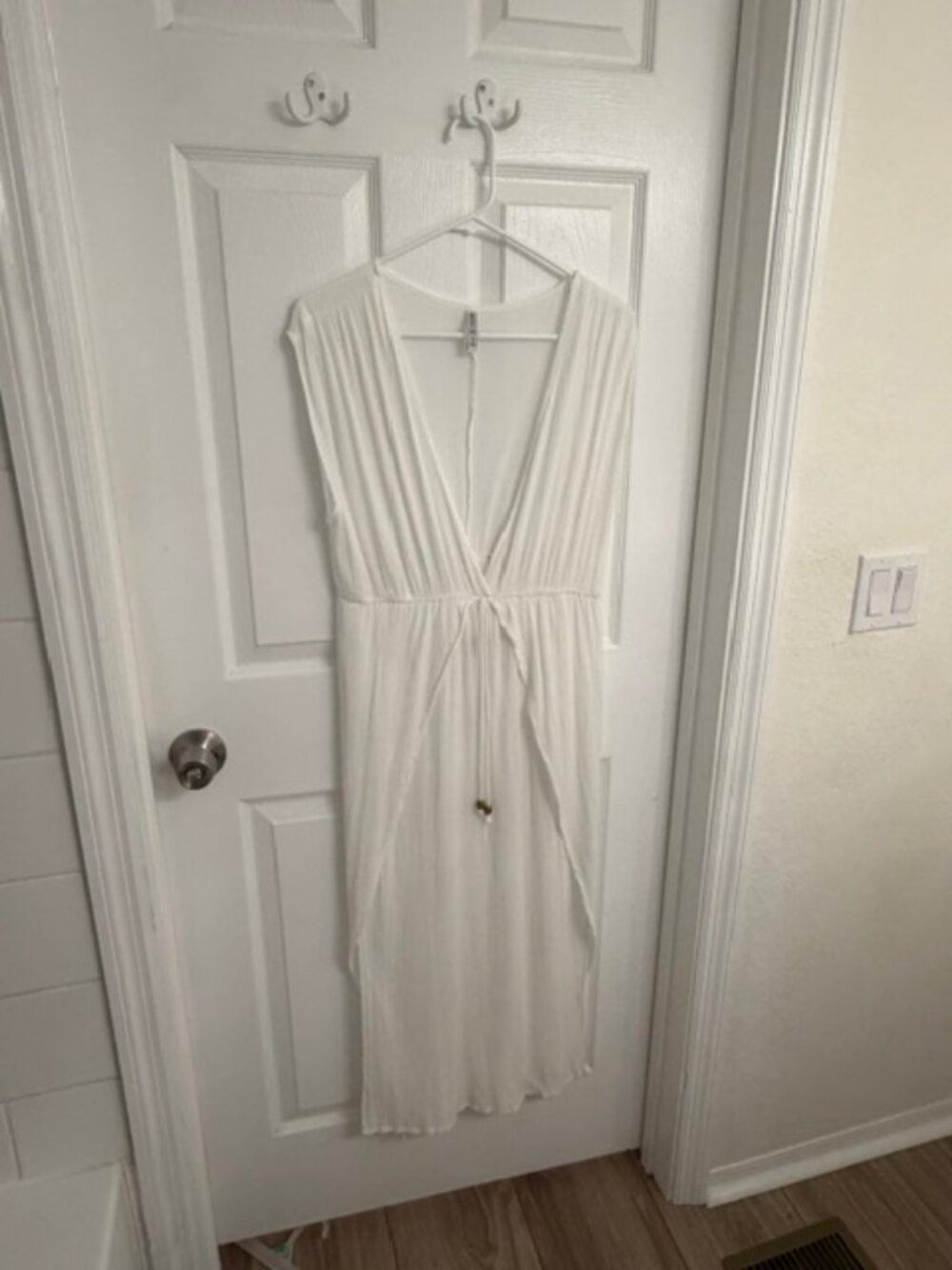 BOHO Me V-Neck Front Tie Cover-Up Maxi Dress Size S
